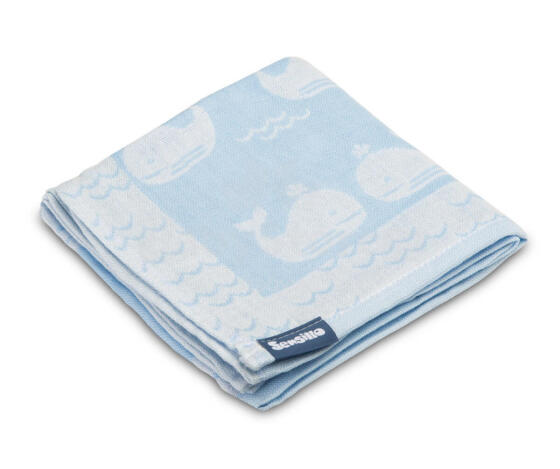 Bamboo and cotton diaper – blue whales