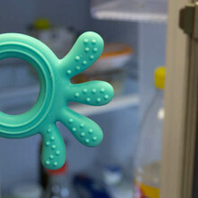 826/02 Silicone teether OCTOPUS GREEN