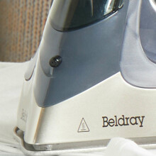 Beldray BEL01621IBVDE Powerlite 3200W steam iron