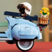 10298 LEGO® ICONS Vespa 125