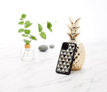 iKins SmartPhone case iPhone 11 Pro pyramid black