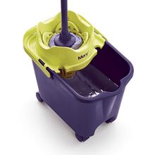 Bucket 14L with automatic push-on wheels